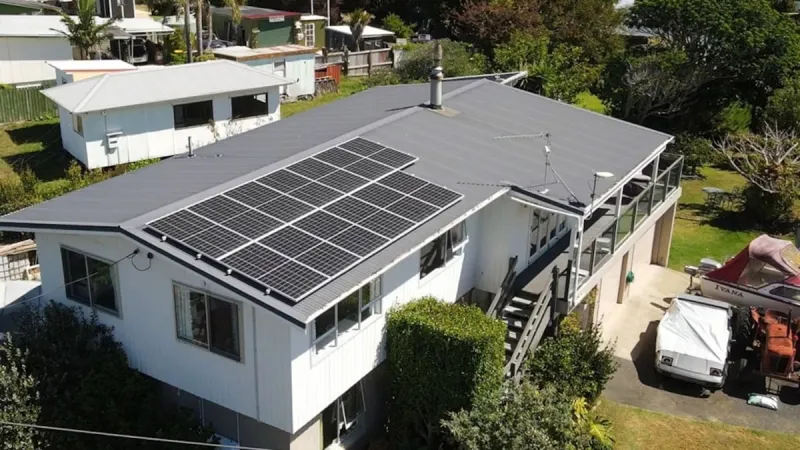 Plaintes des clients de SolarZero sur les contrats