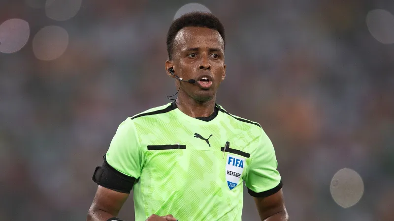 L'arbitre somalien Omar Artan privé de visa américain, rate la Coupe du monde