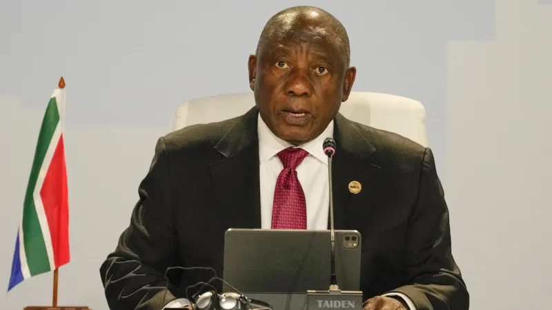 La justice sud-africaine rouvre la voie à une destitution de Ramaphosa