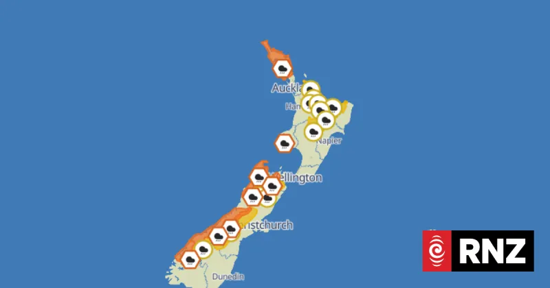 Risque d'inondations dans l'île du Sud, alerte pluie renforcée à Northland