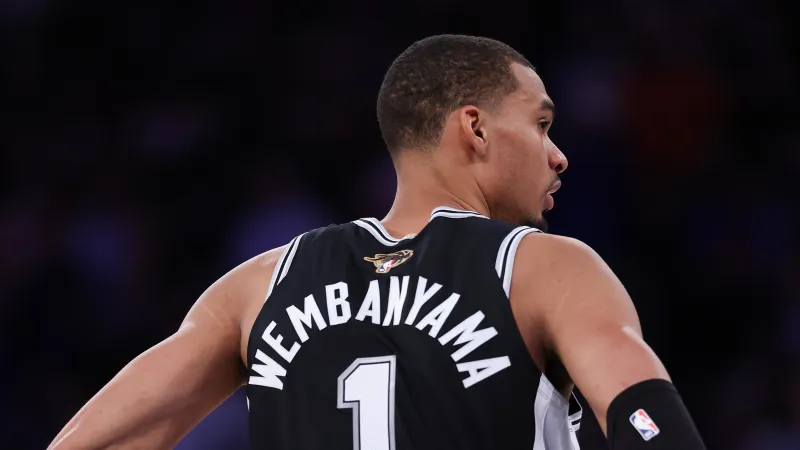 Les Spurs battent les Knicks 115-111 dans le match 3, série 2-1