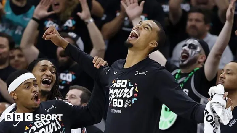 NBA : Wembanyama brille, Spurs et Knicks gagnent