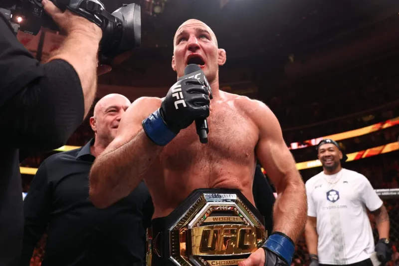 Strickland reprend le titre des moyens à l'UFC 328