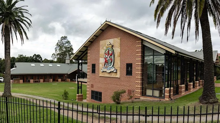 Frais scolaires élevés à Sydney, enseignants non payés