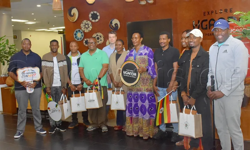 Des voyagistes tanzaniens arrivent pour l'expo touristique de l'Ouganda