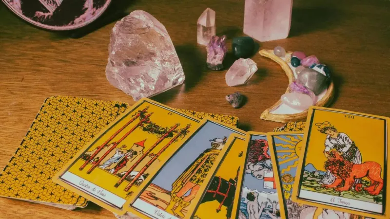 Horoscope Tarot du 12 juillet 2026 : Prédictions par signe