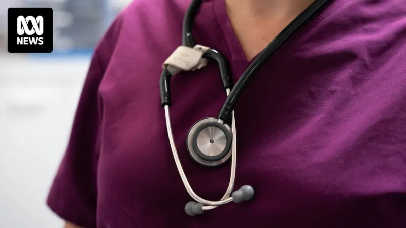 Le ministre de la Santé de Tasmanie nie des coupes de 700M$ malgré le budget