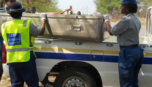 Trois corps retrouvés dans une fosse d'égout à Harare