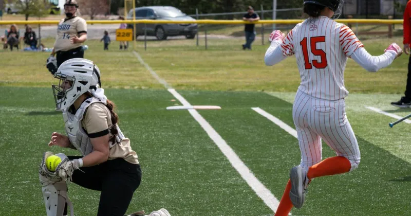Les Tigres balayent Cheyenne South dans une série de baseball