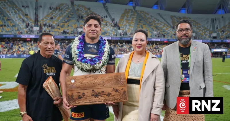 La royauté tongienne assiste au 300e match NRL de Taumalolo