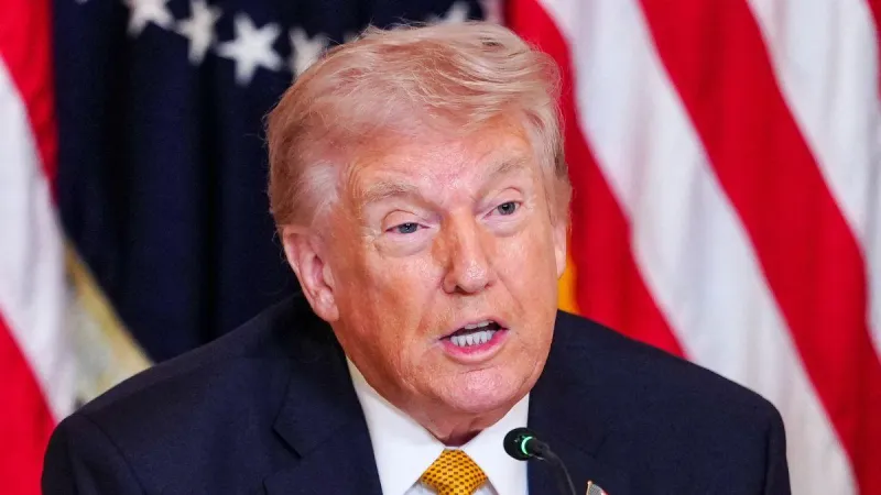 Trump qualifie une femme de 'grande fille' sur les réseaux sociaux