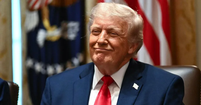 Trump critique les artistes qui ont annulé des événements