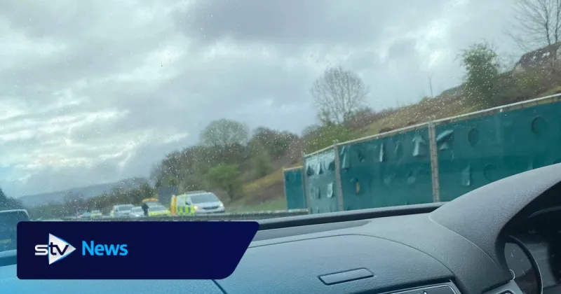 Deux conducteurs meurent dans une collision en sens inverse sur la M90