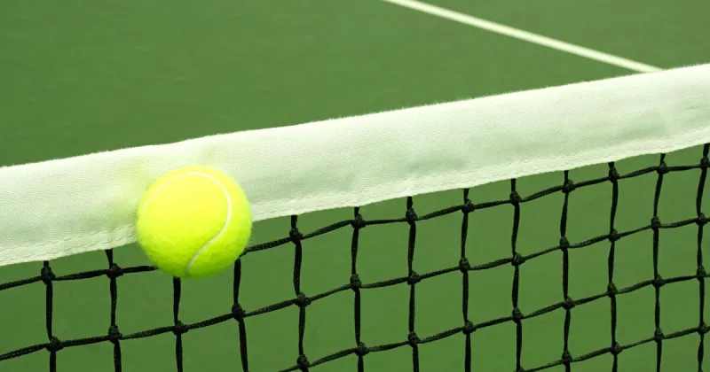 Deux joueurs de tennis suspendus pour dopage au clostebol
