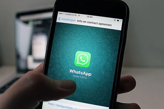 Un employé de l'URA condamné à payer 100 millions de shillings pour diffamation sur WhatsApp