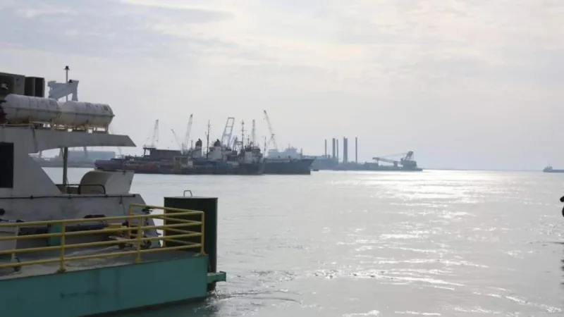 Levée du blocus maritime américain contre l'Iran, horloge de paix de 60 jours