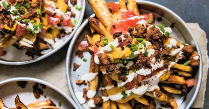 Recette de frites nachos végétaliennes au bacon de tofu