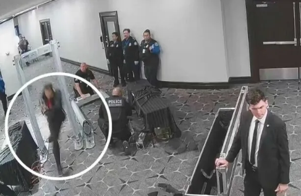 Vidéo montre un homme armé au dîner des correspondants