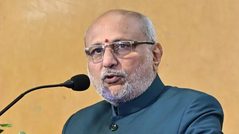 Le VP Radhakrishnan met en garde les jeunes contre le 'cafard'