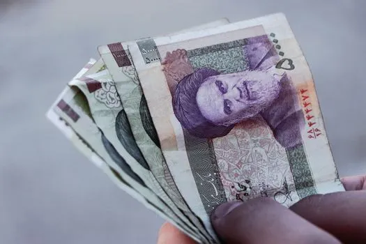 Guerre en Iran impacte croissance Europe, hausse taux BCE