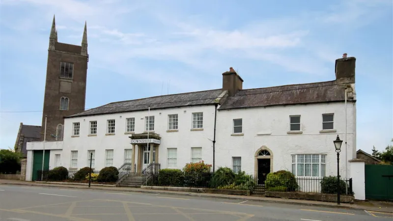 Un hôtel de Wicklow transformé en 70 logements avec bar et restaurant