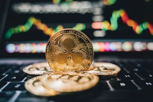 Xunce Tech entre en Europe avec Lutech pour Token Factory