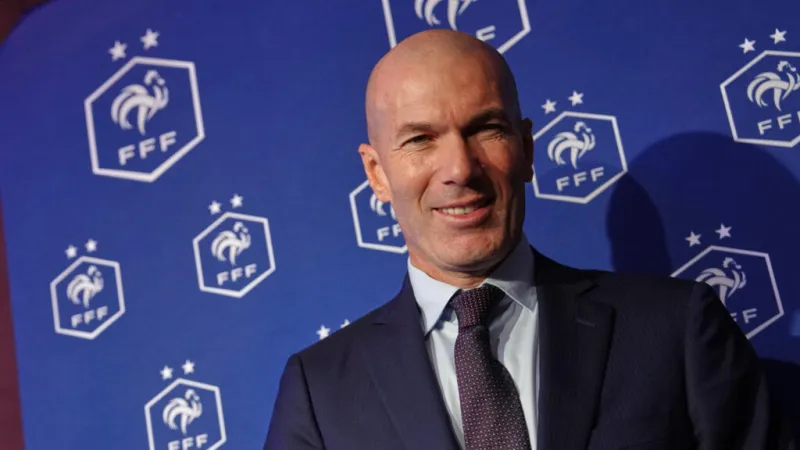 Zidane: Enthusiastic Coach, Reluctant Diplomat