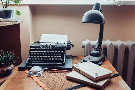 Zoho Writer Desktop 4.0 lancé avec IA et nouvelle interface